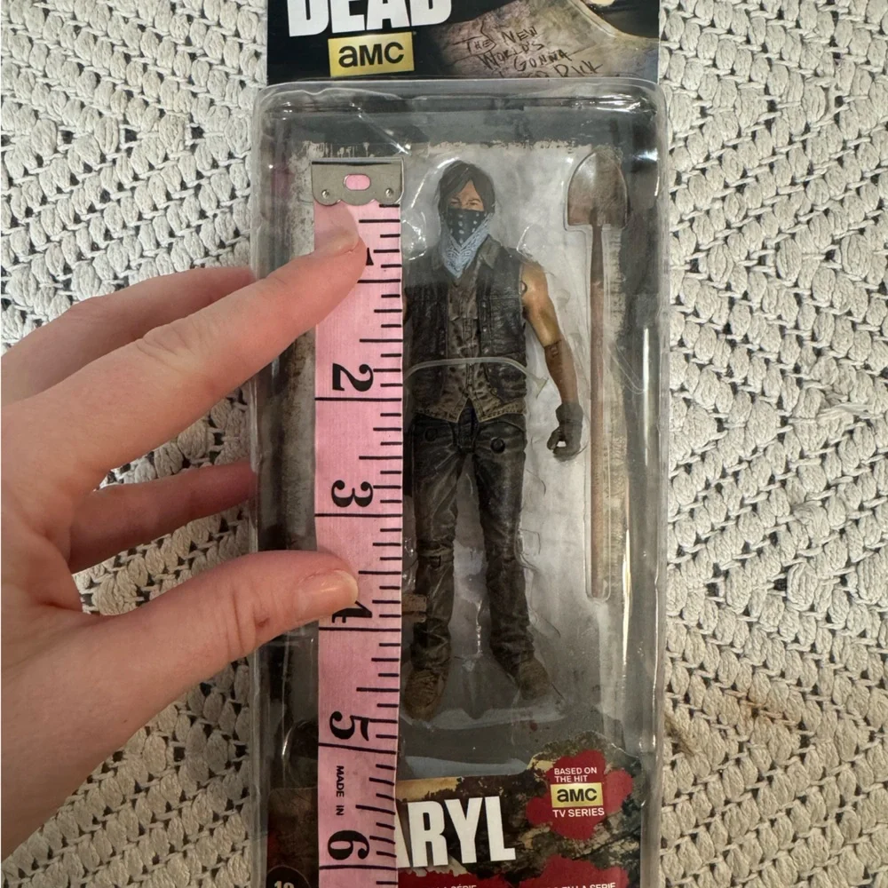 McFarlane Action Figrure The Walking Dead Series 9 Daryl Dixon